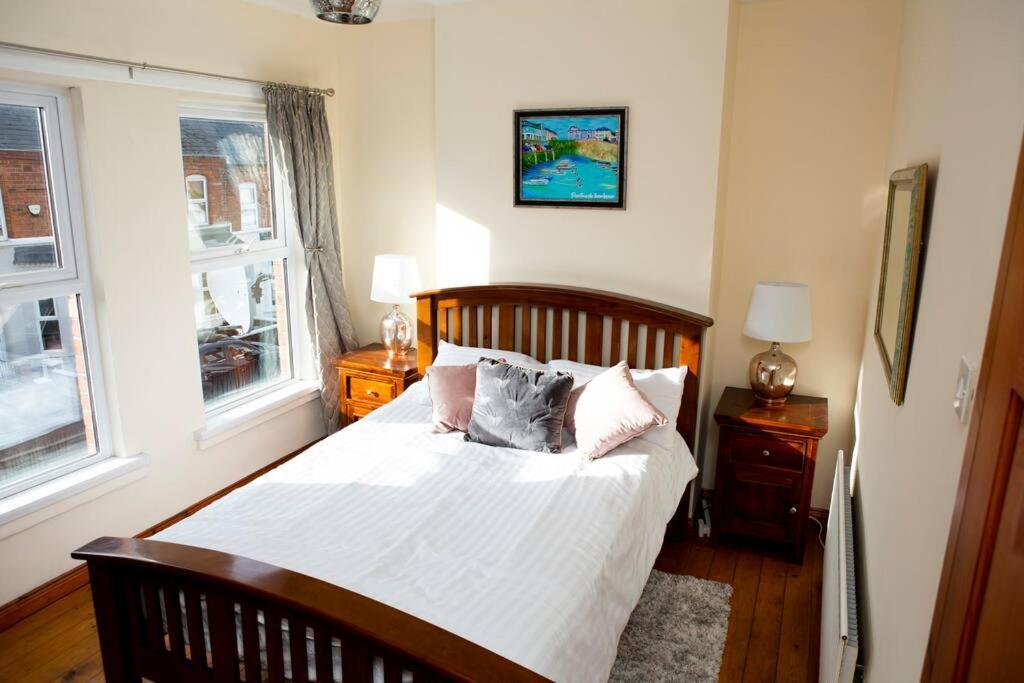 Cheerful 2 Bedroom House In The Heart Of Belfast Exteriér fotografie